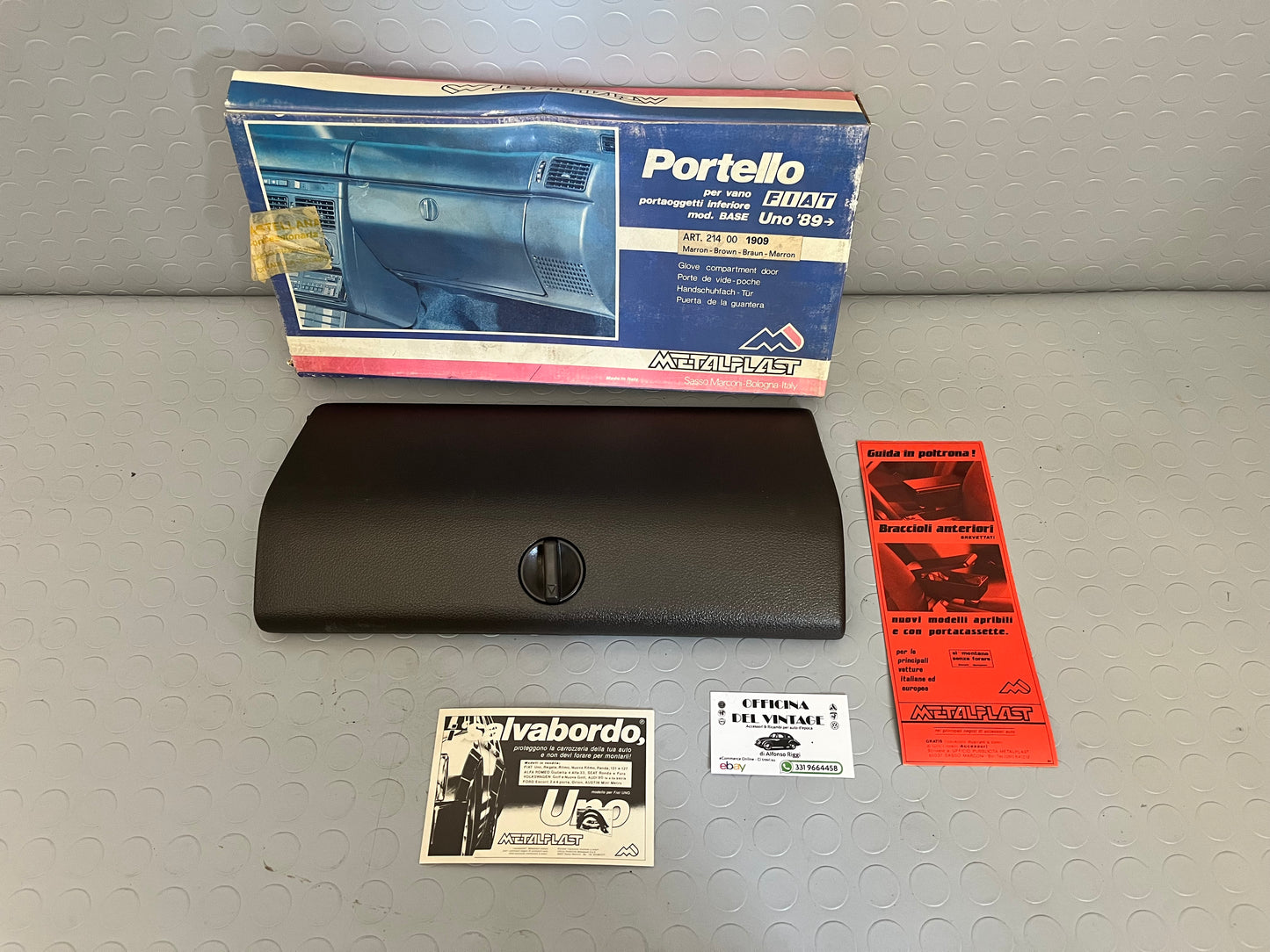 Portello Per Vano Cruscotto Originale FIAT UNO 89 - METALPLAST - Col. MARRONE