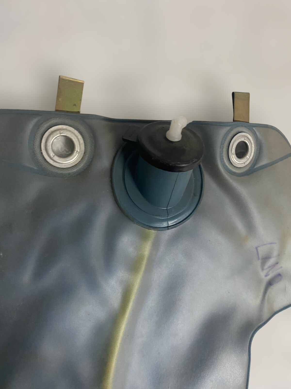 6995184