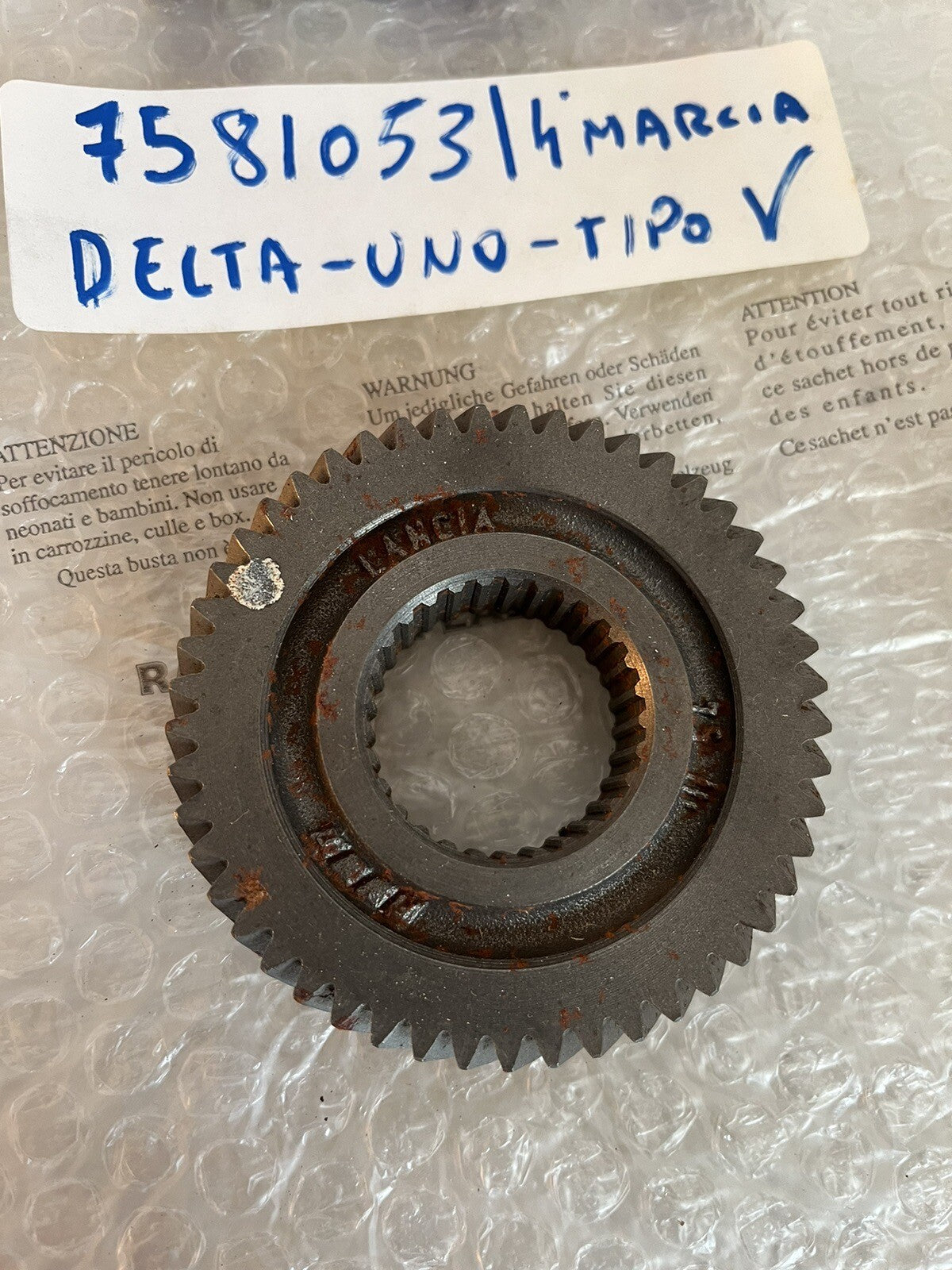 6993052