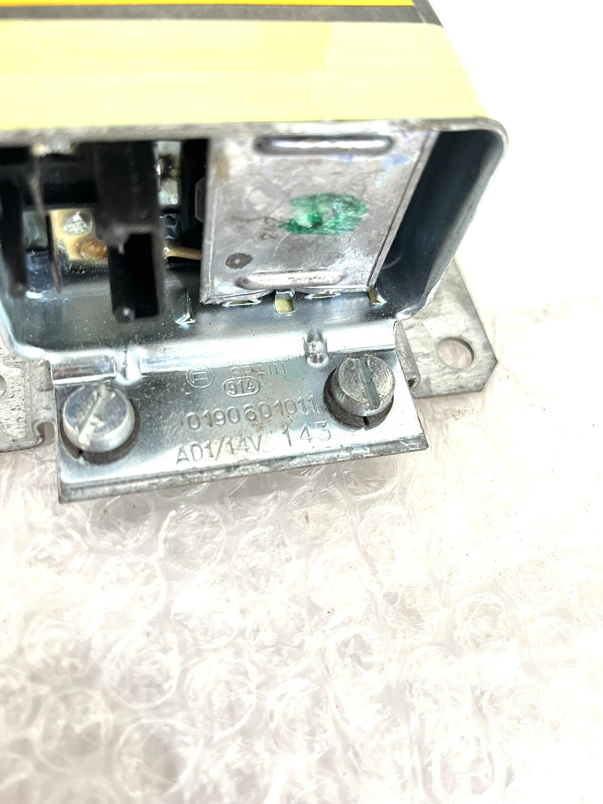 6993404