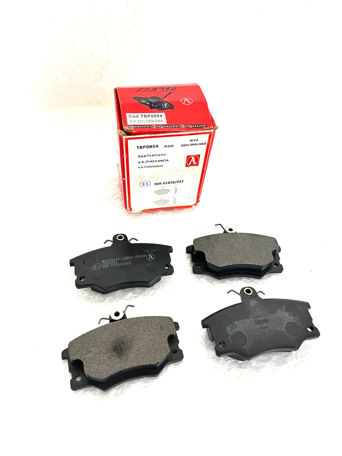KIT PASTIGLIE FRENO ANTERIORI FIAT PUNTO (176) 1.4 GT Turbo 94 96 FERODO FDB370