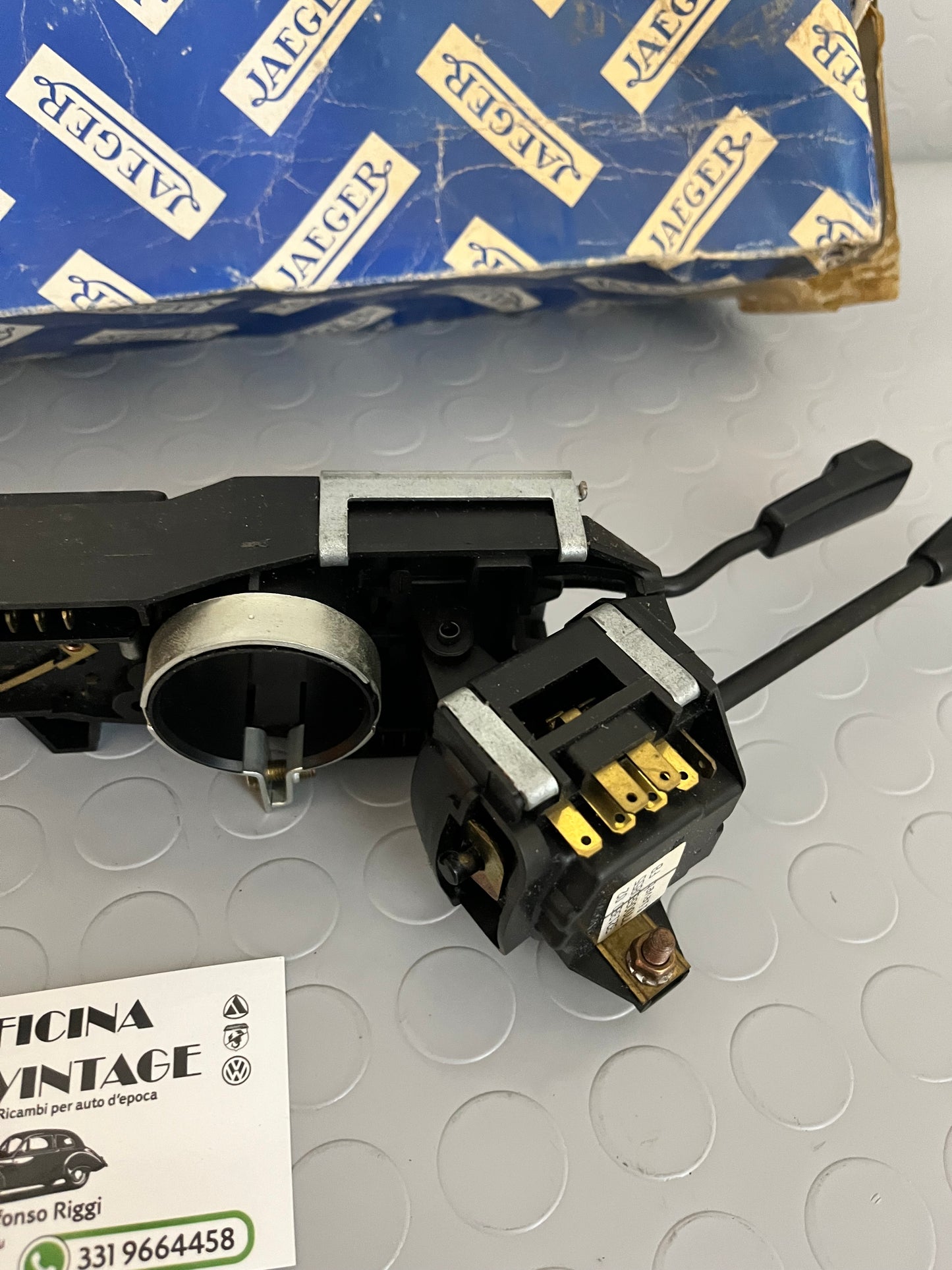 DEVIOLUCI RENAULT 5 R5 PRIMA
SERIE R5 TS 7700660855
ORIGINALE JAEGER