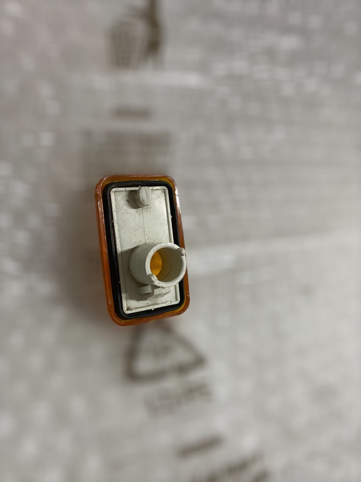 6996485