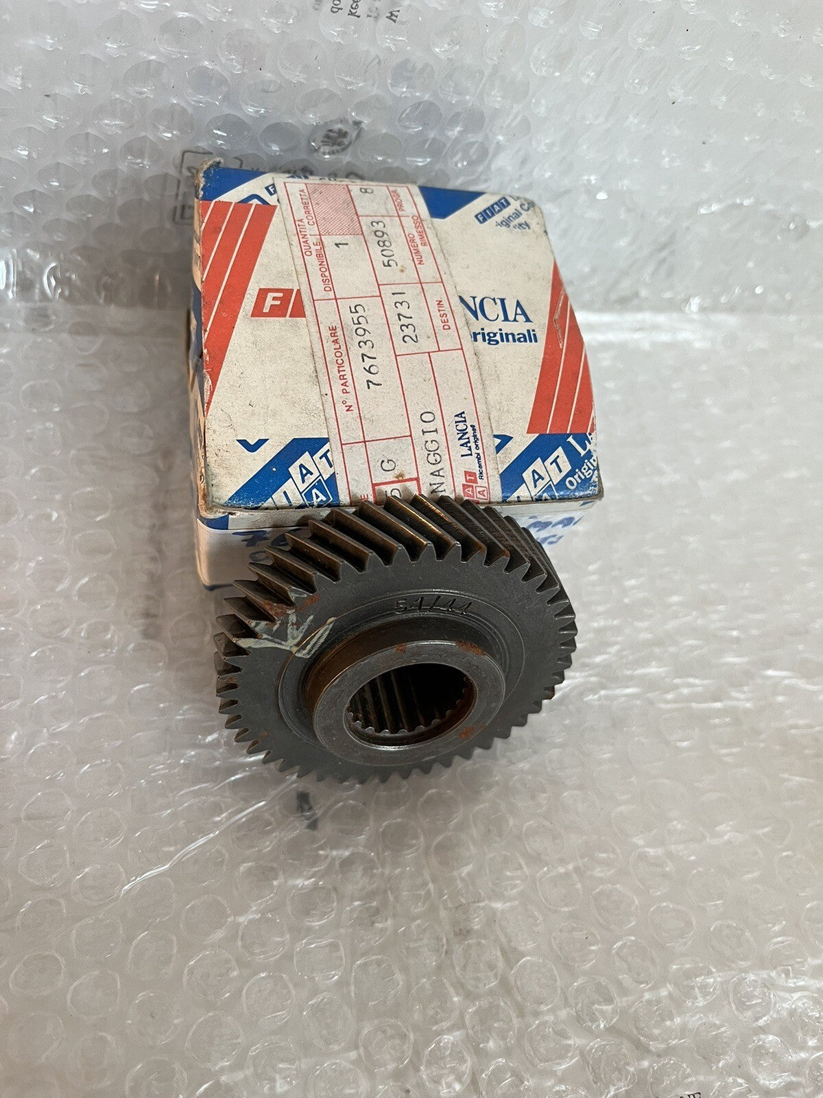 6993054