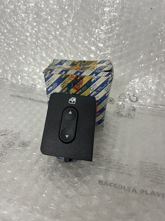 6992896