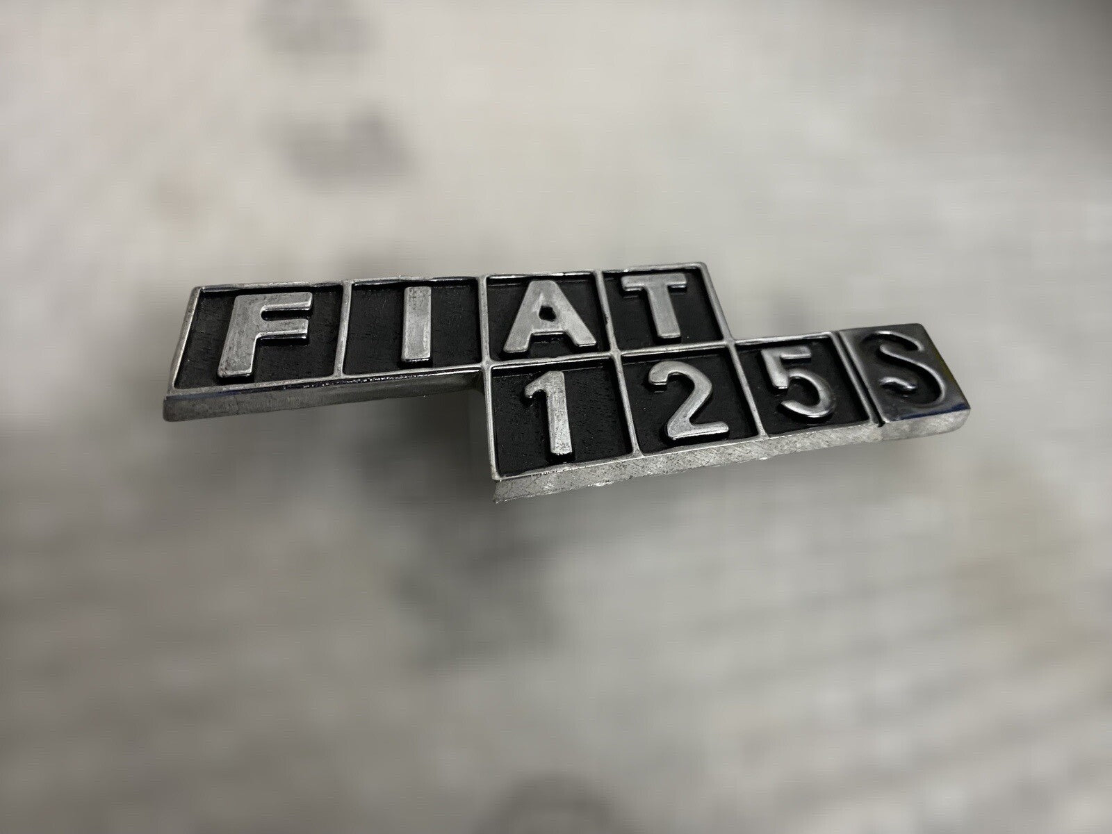 6996124
