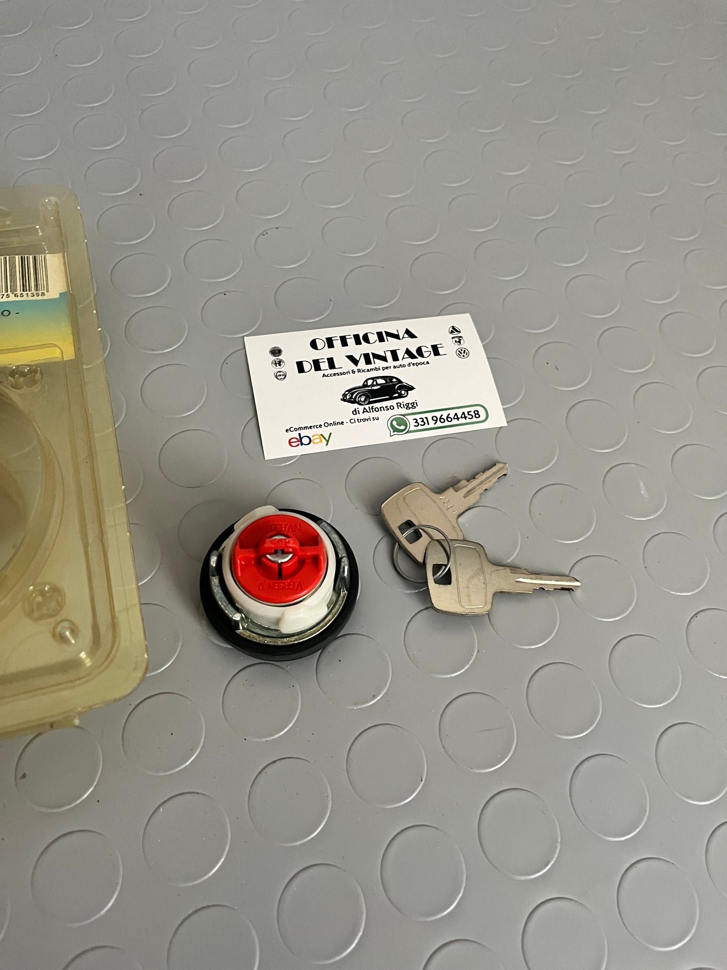 Tappo Serbatoio Carburante Con Chiavi - FIAT PANDA - LANCIA THEMA - DUCATO 90